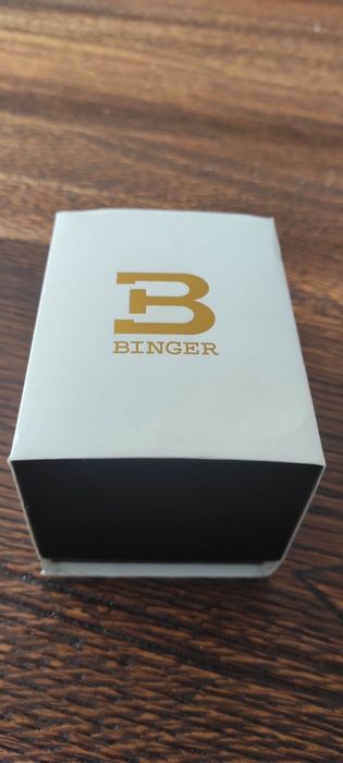 Zegarek binger nowy