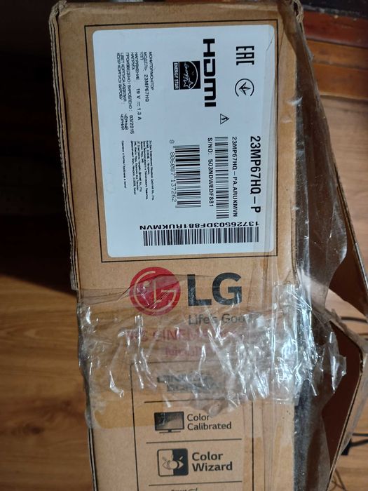 Монітор LG 23MP67HQ - P. 23 дюйма Full HD 1920x1080 у чудовому стані