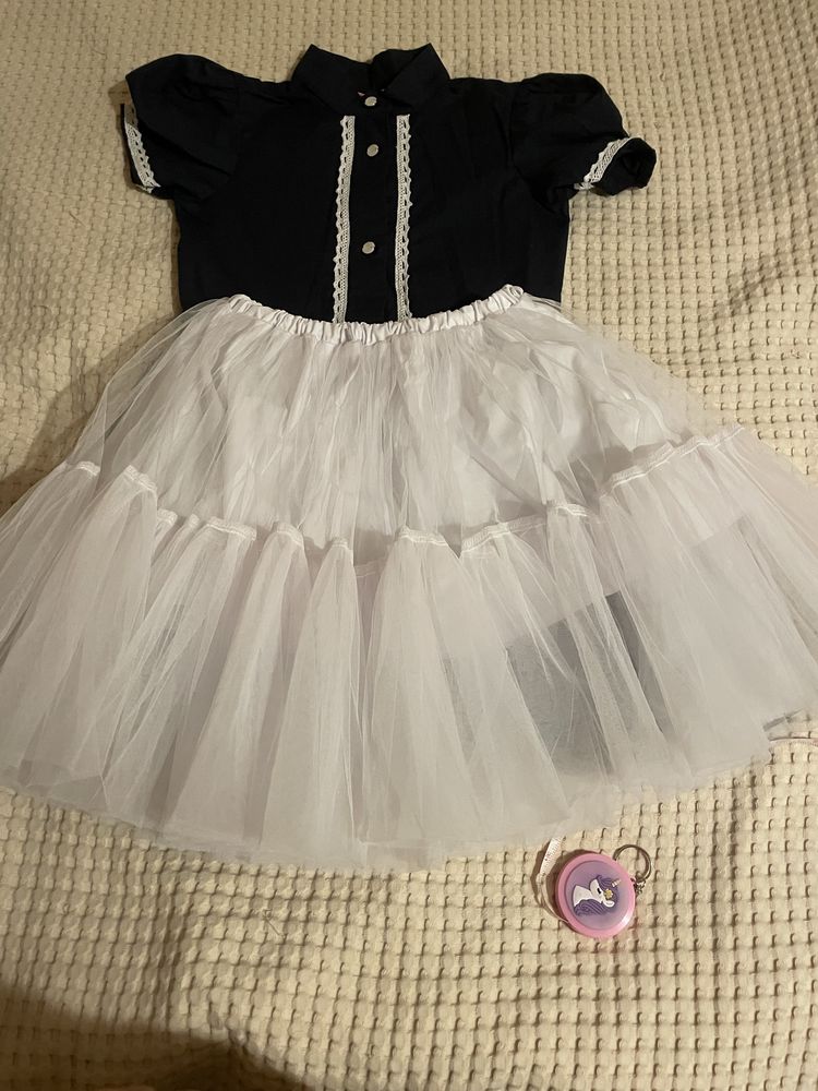 Нарядное платье Milli Look 128 р