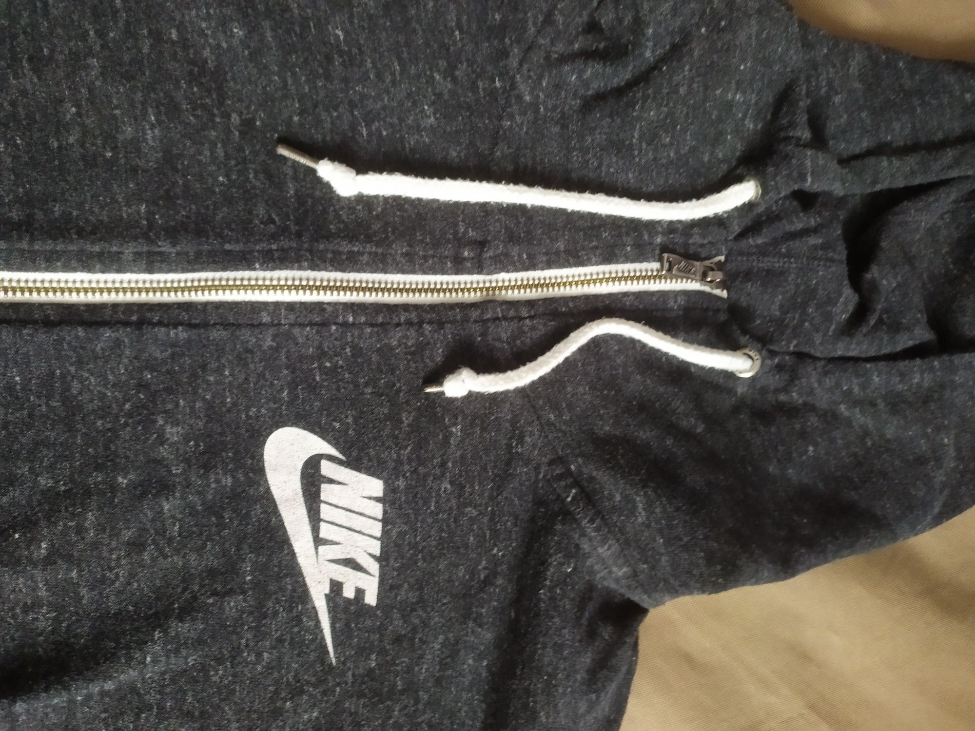 Шикарное худи Nike s-m