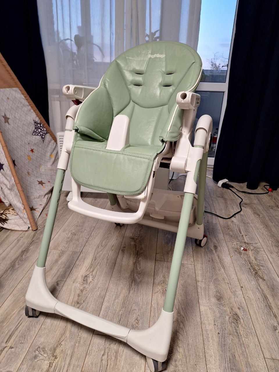 Стілець дитячий для годування Peg Perego prima papa