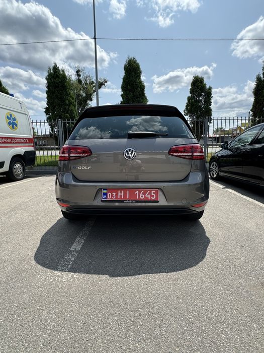 Volkswagen e golf 2015 года пробег 115 тыс dinaudio