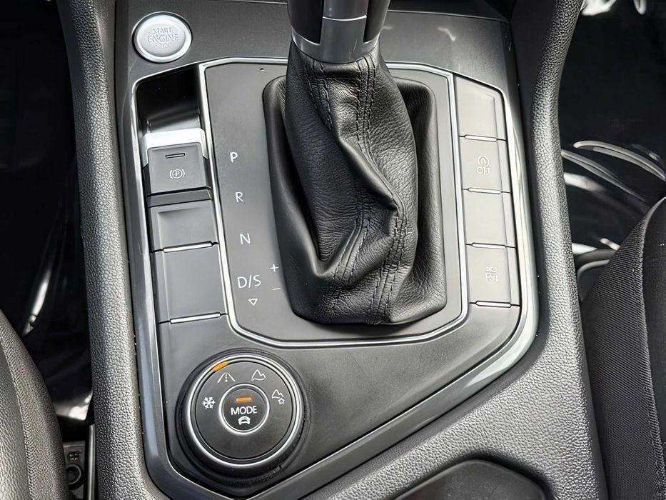 Volkswagen Tiguan      2019