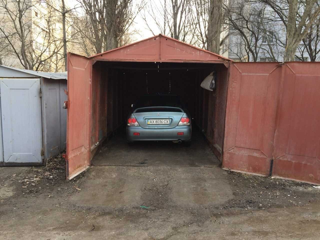 Продам металлический гараж на Алексеевке (архитекторов 26)