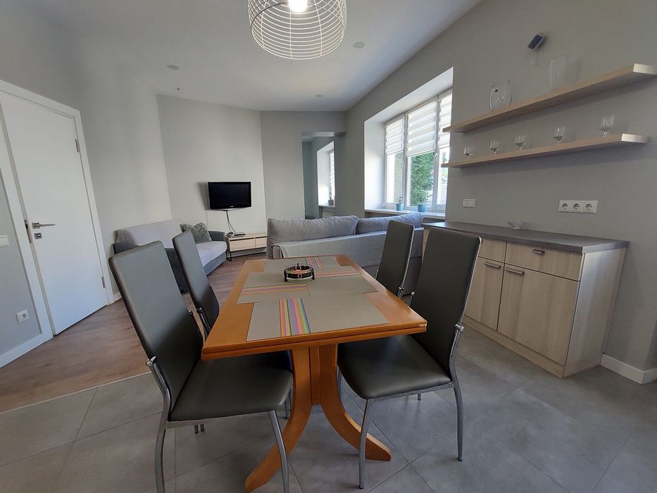 ПоГодинно ПоДобово Квартира студія неподалік замку Любарта