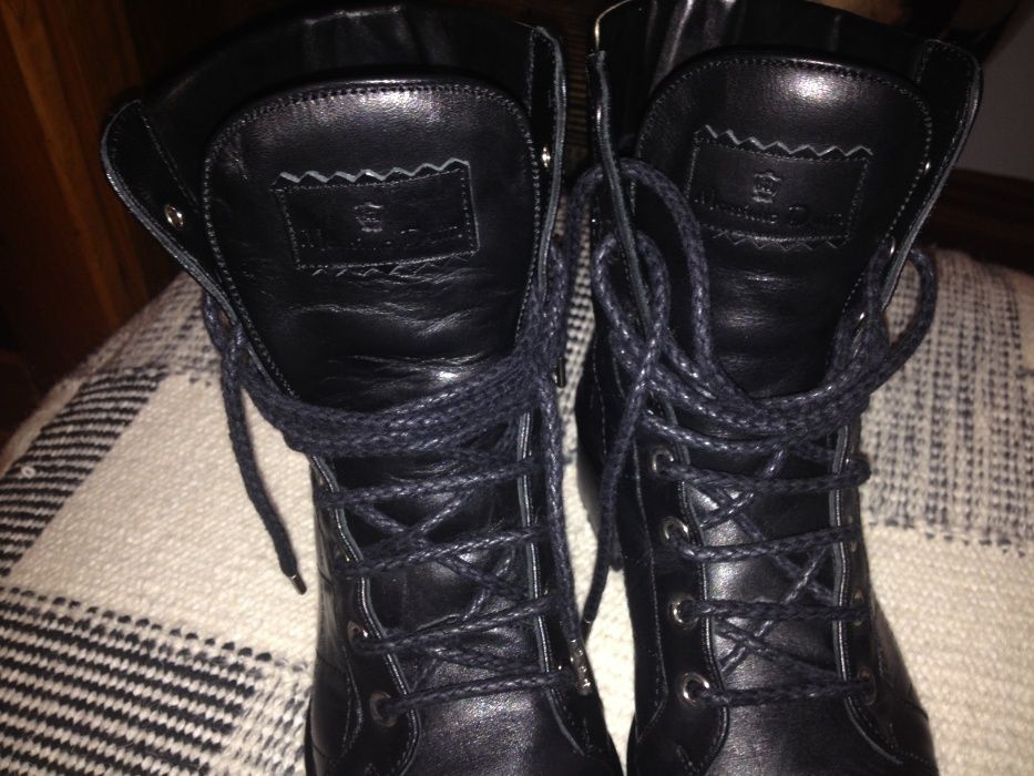 2 pares de botins Massimo Dutti