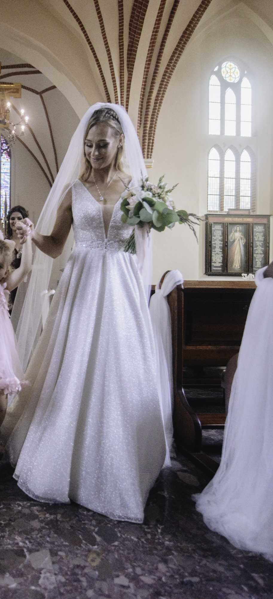 Suknia ślubna rozmiar S + dodatki