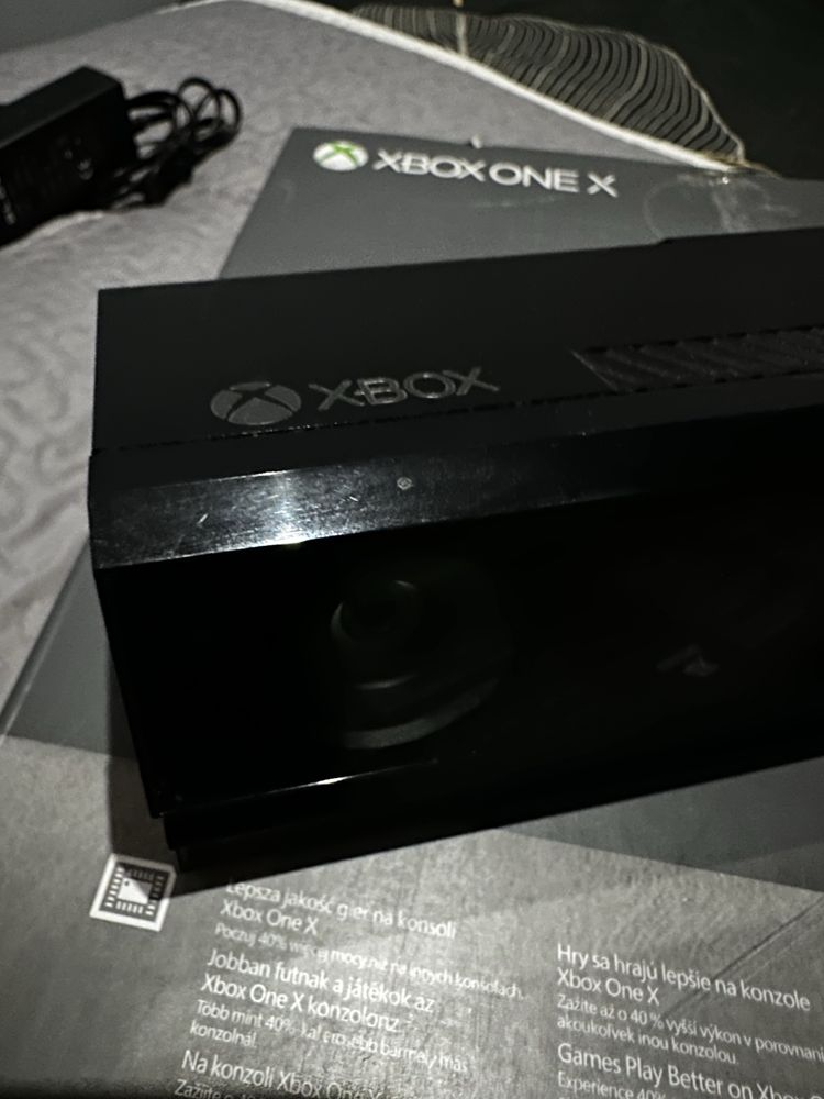 Konsola XBOX ONE X 1TB