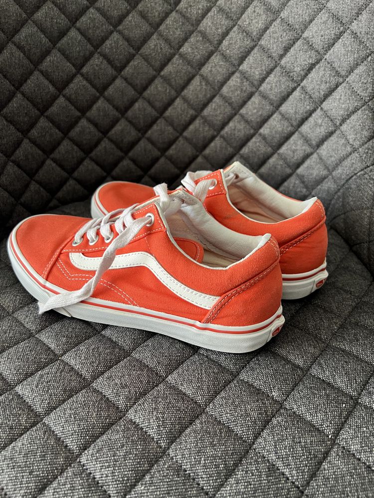 Vans - cor de laranja - 37