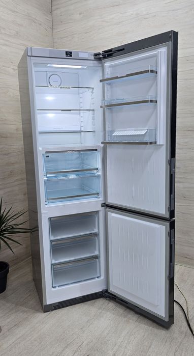 Топ Холодильник Мілє KFN29483D Супер.Сост BioFresh Скляний LED A+++