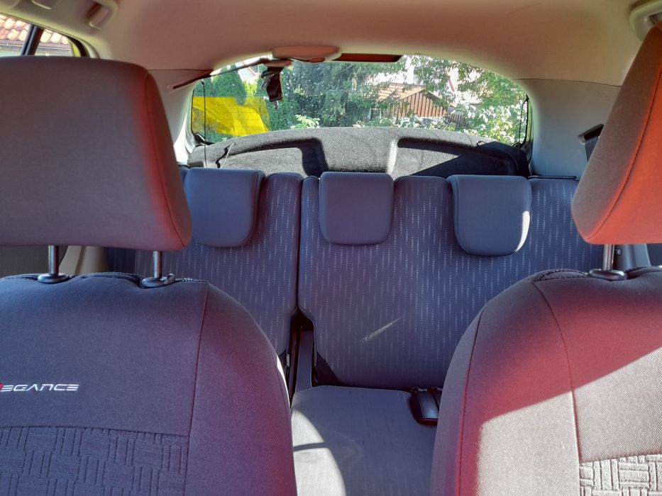 Zarejestrowany*1.33 VVTI benzyna*100KM*6biegów*5Drzwi*JedenWłaściciel*