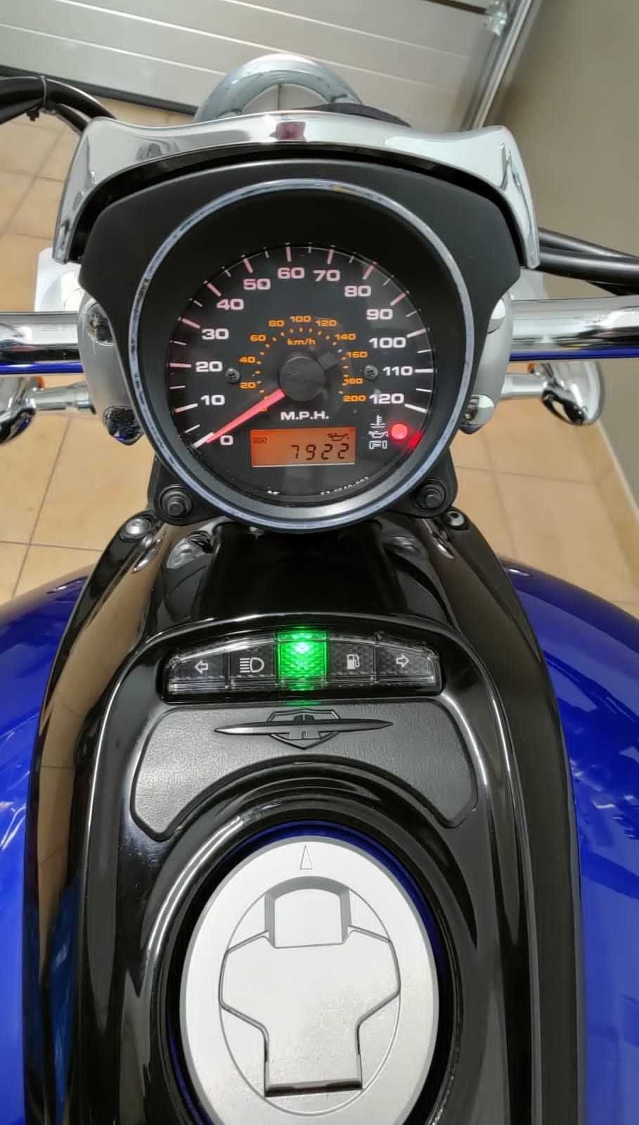 Susuki M50  VZ 800 Boulevard