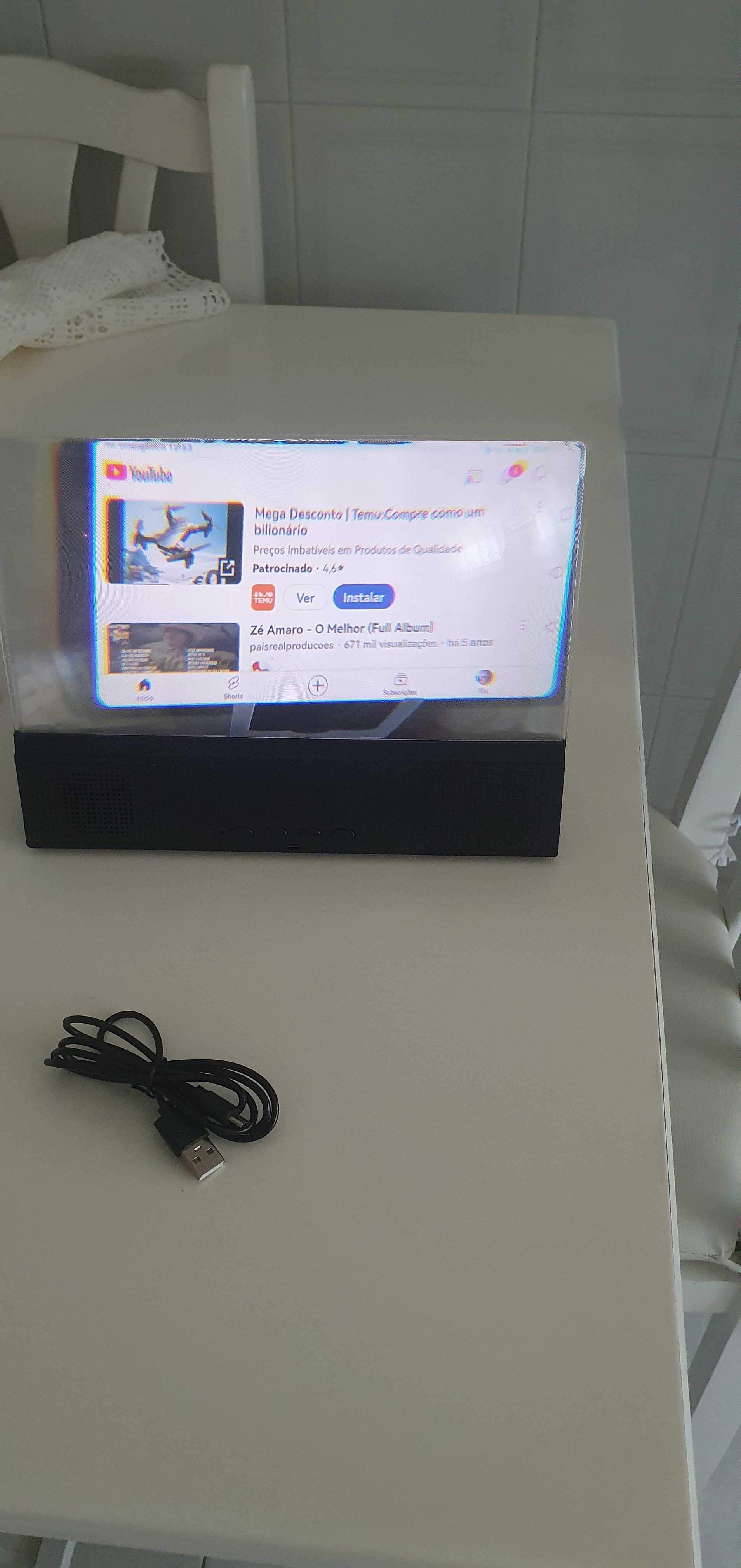 12" Mobile Screen Amplifier