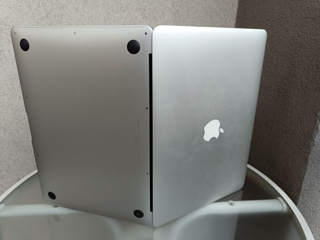 Laptop  Apple Mac Book Air 13