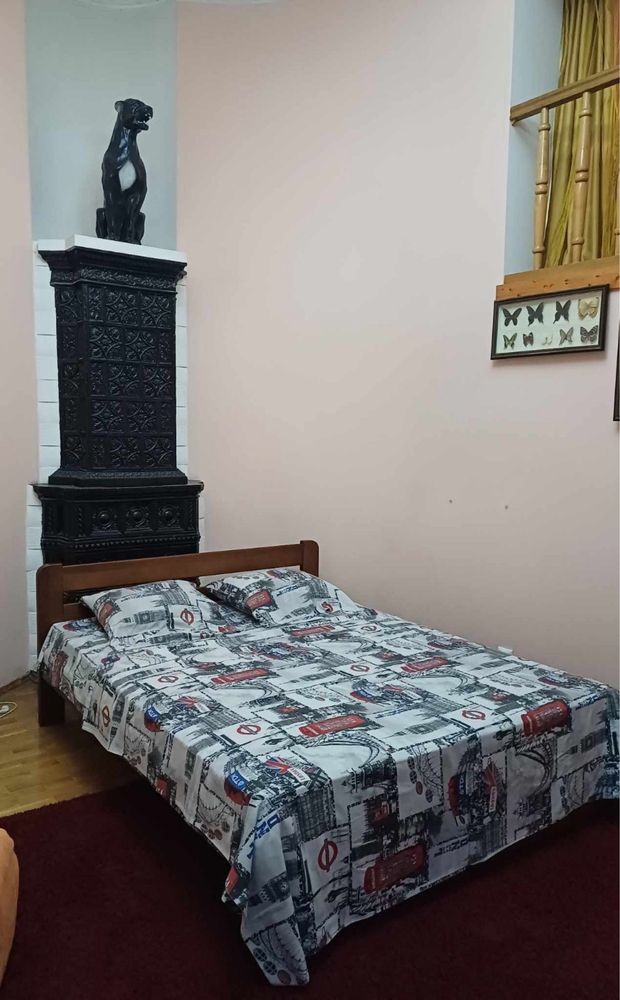 1 к  в двох рівнях Січових Стрільців (Університет Франка)