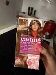 farba do włosów L'Oréal Paris Casting Crème Gloss w 600 Ciemny Blond
