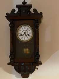 Stary ścienny zegar