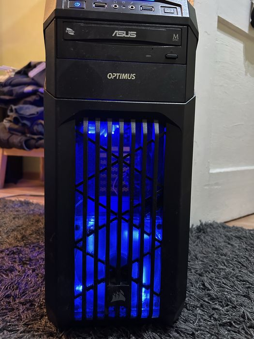 Sprzedam komputer stacjonarny