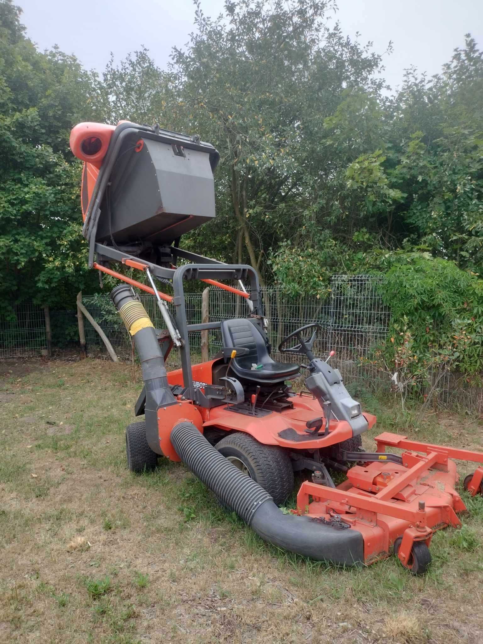 Traktorek Kosiarka Kubota f3680 30KM 4x4 + agregat tnący kosz kiper