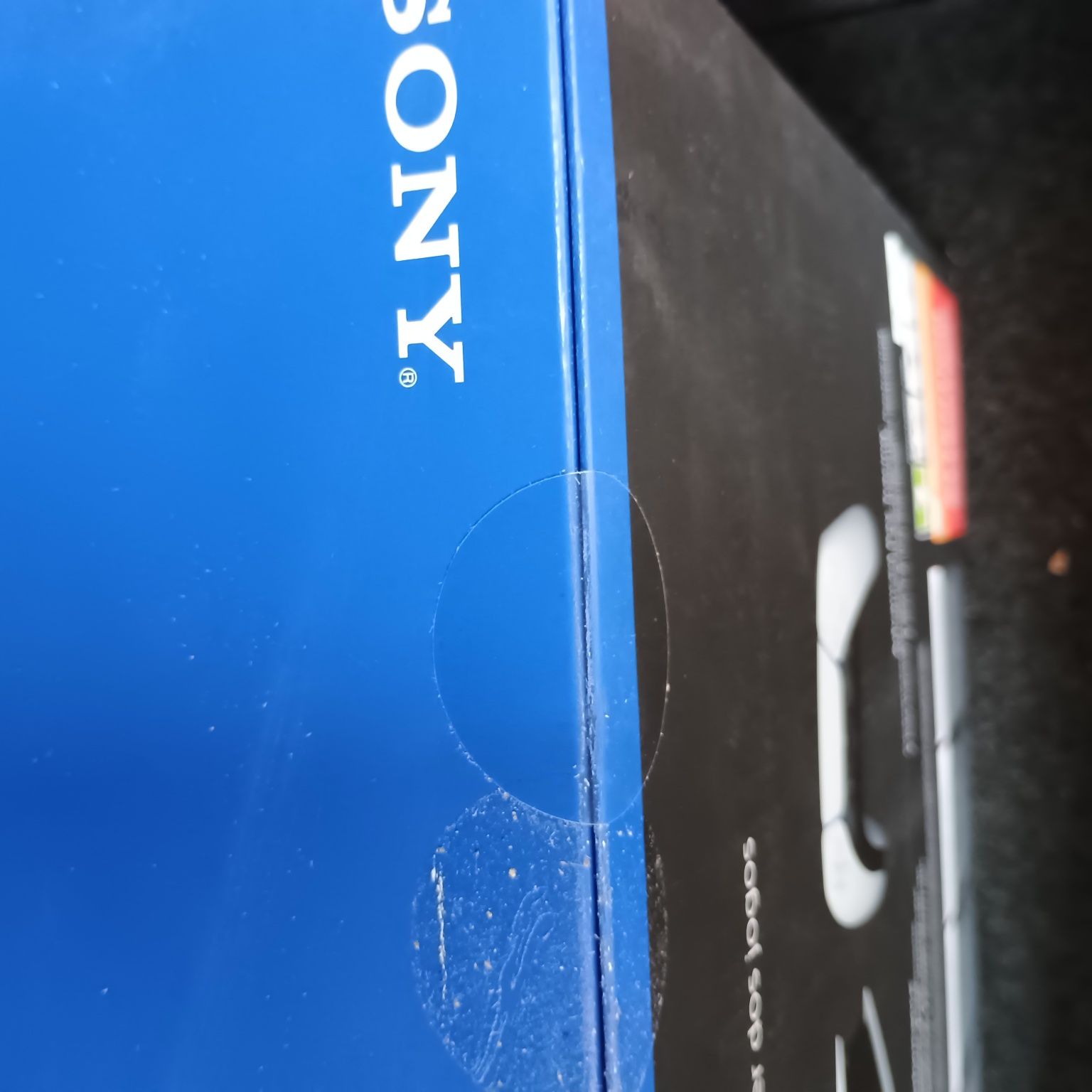Sprzedam konsolę PlayStation 5 pro