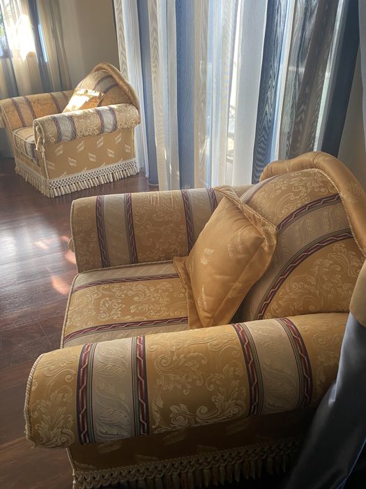 2 cadeirōes de sala de estar