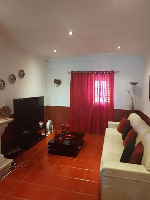 Moradia Campo Maior T5 Herdade da Godinha