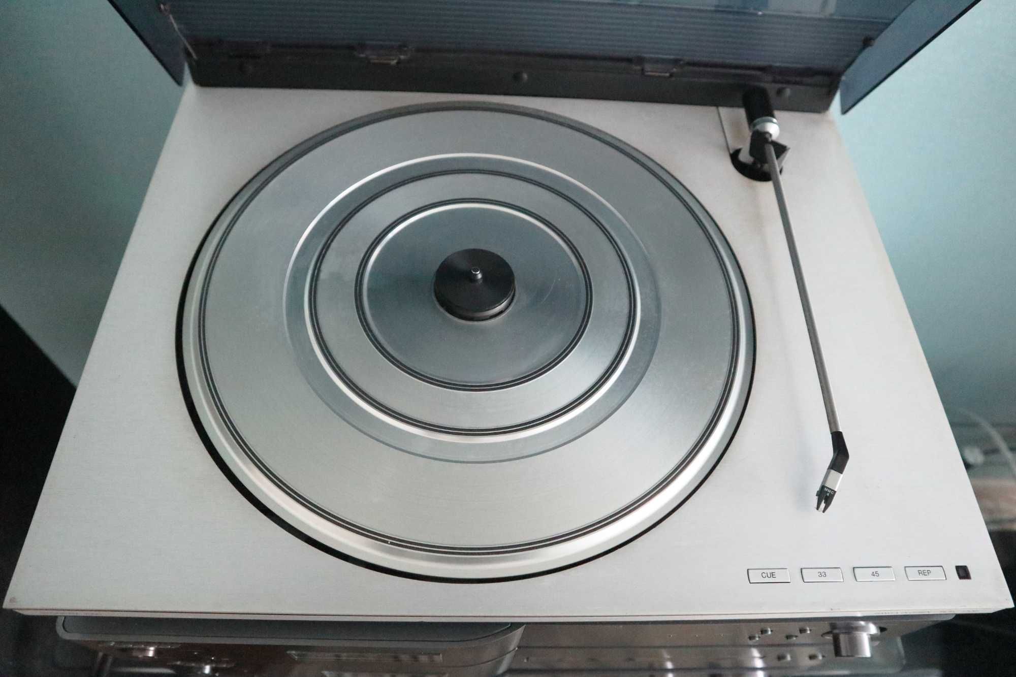 Проигрыватель пластинок Bang Olufsen BeoGram 2000 Дания