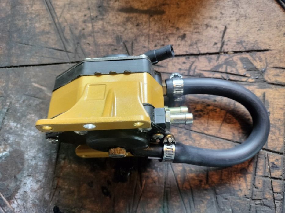 Pompa paliwa silnik zaburtowy johnson evinrude,