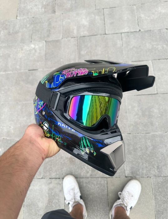 Мотошолом кросовий, хард, ендуро з окулярами в подарунок!!