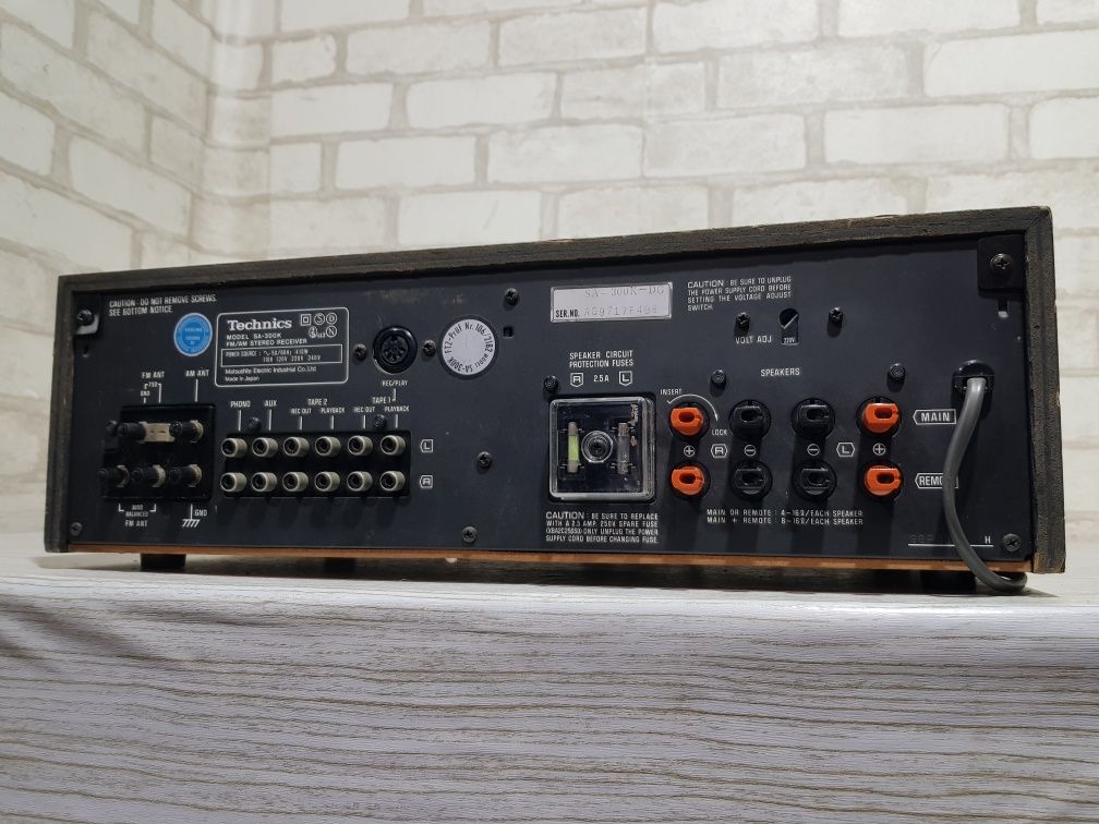 Стерео ресивер TECHNICS SA-300K, *2x45 Вт, б/у з Німеччини