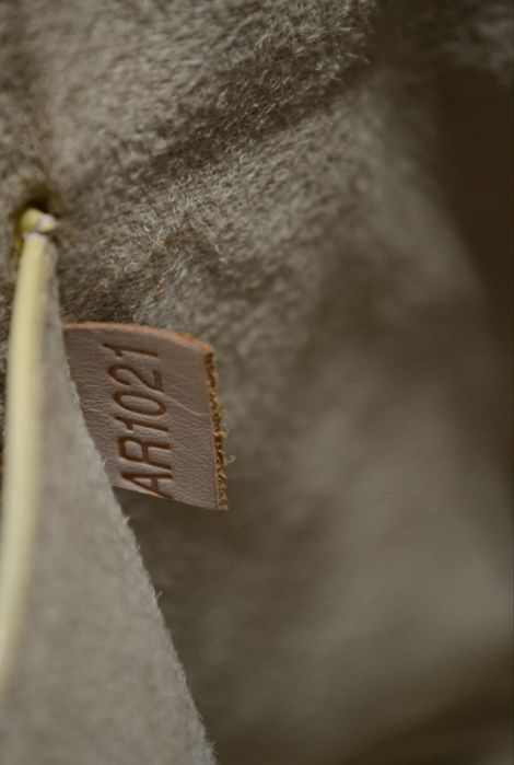 Сумка оригинал Louis Vuitton Alma GM