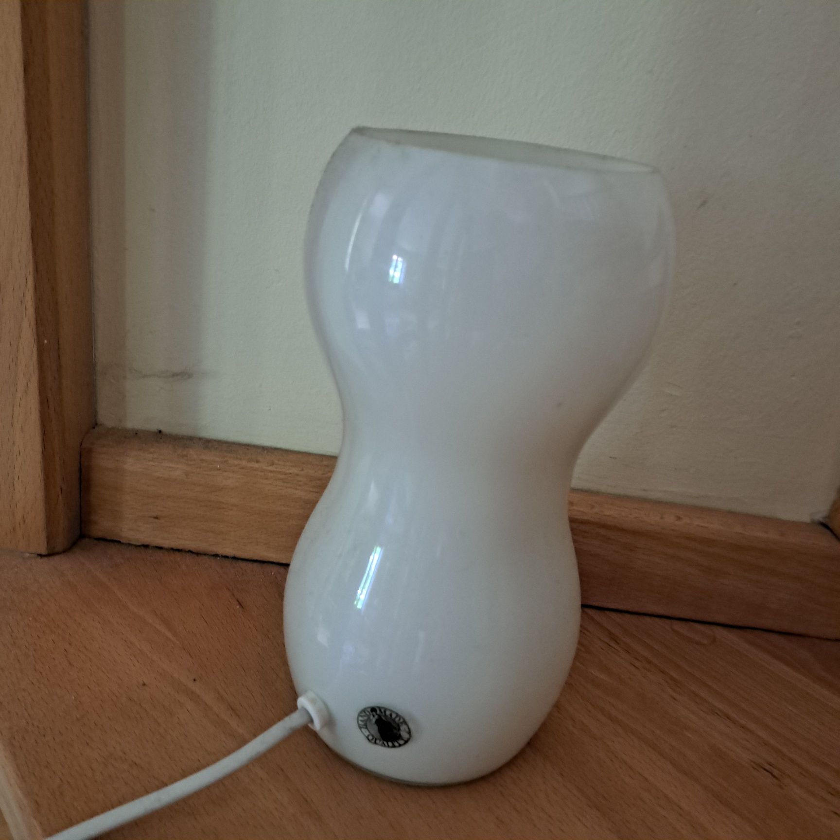 Lampka nocna biała ikea