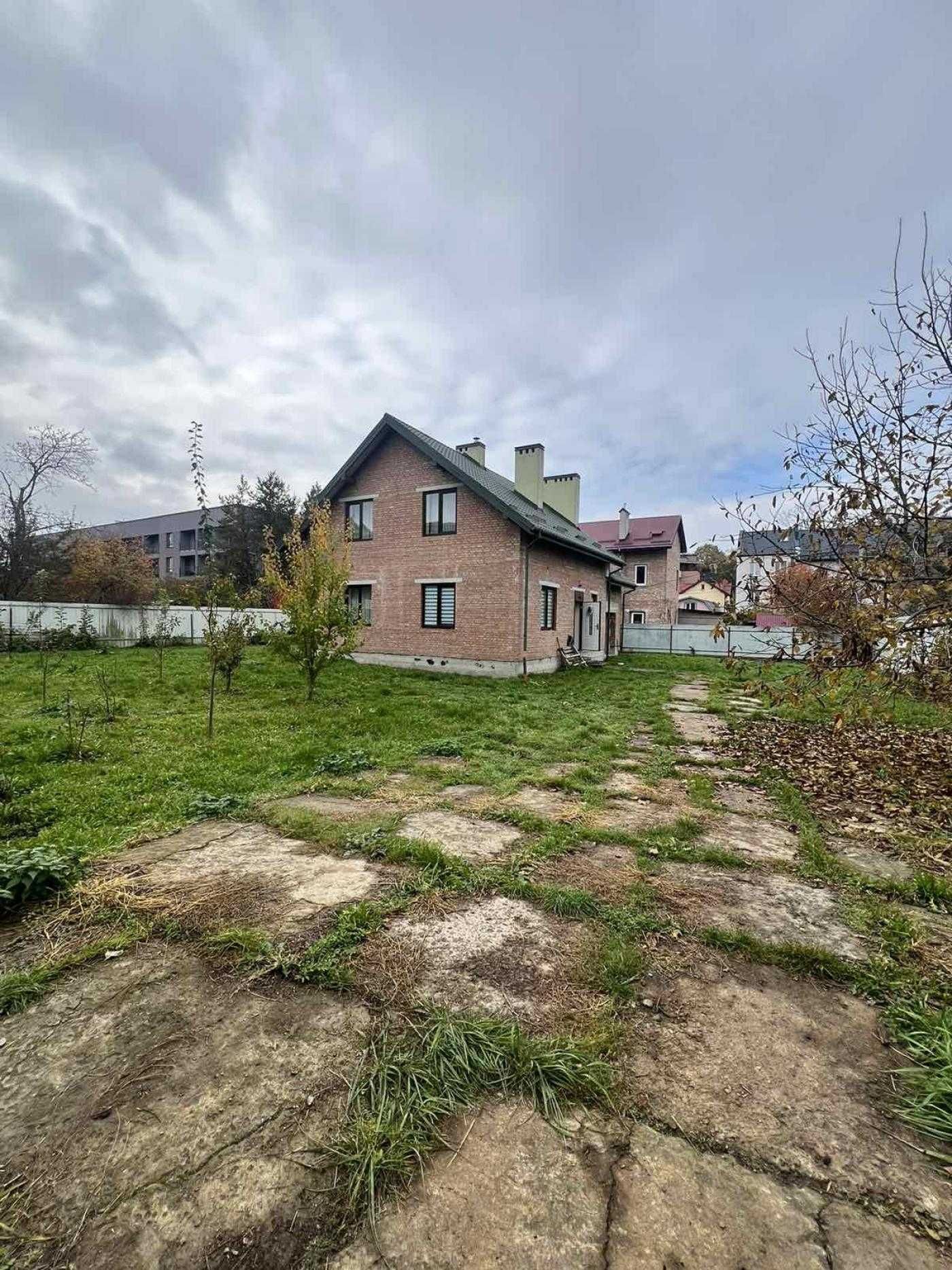 Продаж будинку, вулиця Щирецька