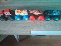 Monster truck  hot wheels 4 szt