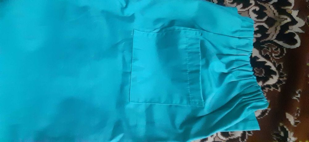 Медичний костюм, новий