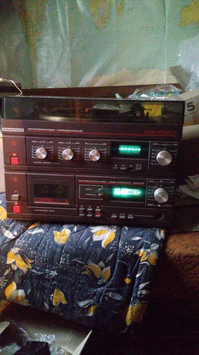 Магнитофон романтика Мэ 222с