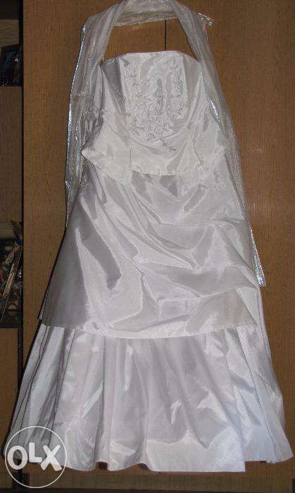 Suknia ślubna dwu częściowa