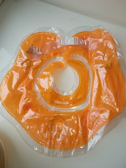 Дитячий круг на шию для купання