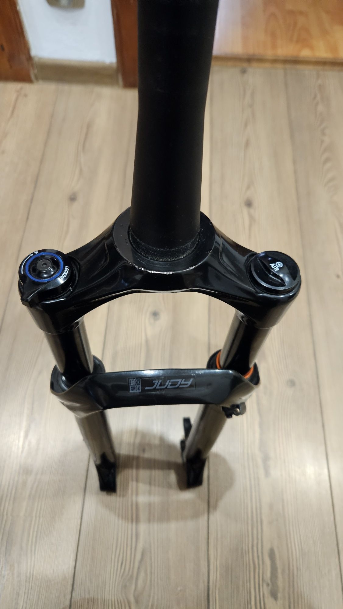 Amortyzator powietrzny Rock Shox Judy