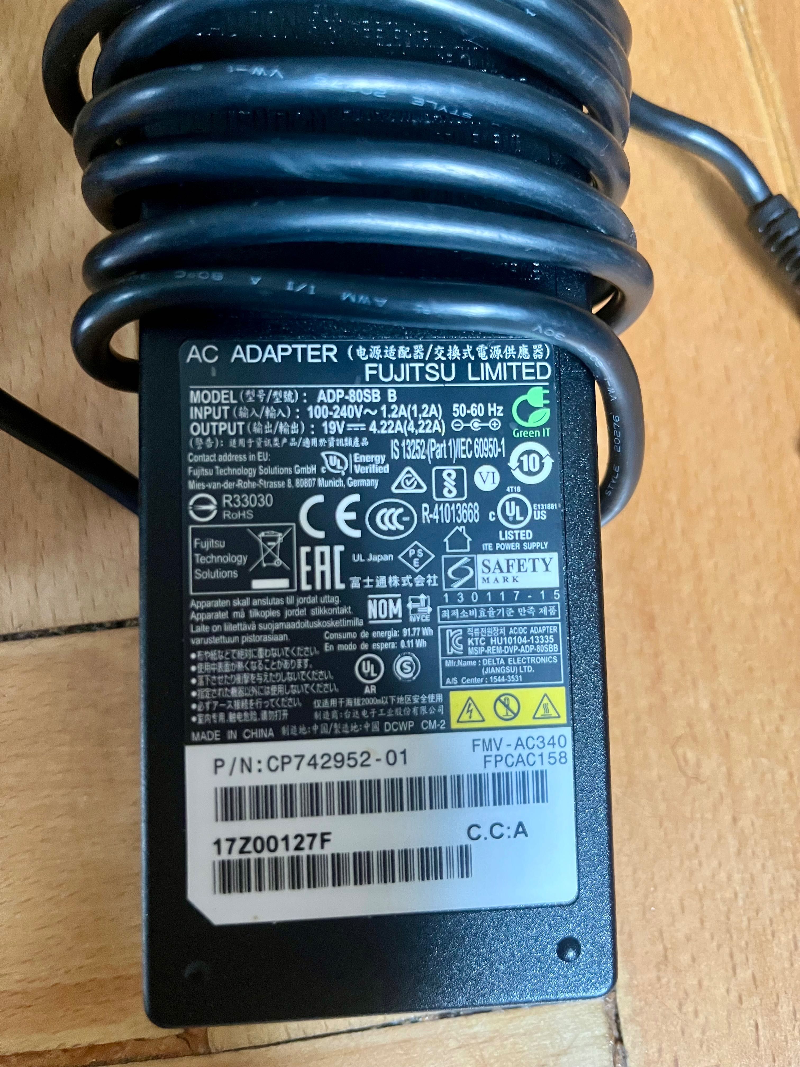 Ładowarka zasilacz do laptopa Fujitsu