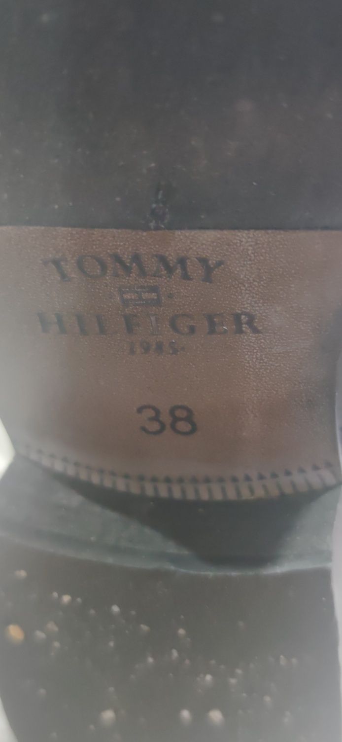 Bota cano alto em pele Tommy Hilfiger tam 38