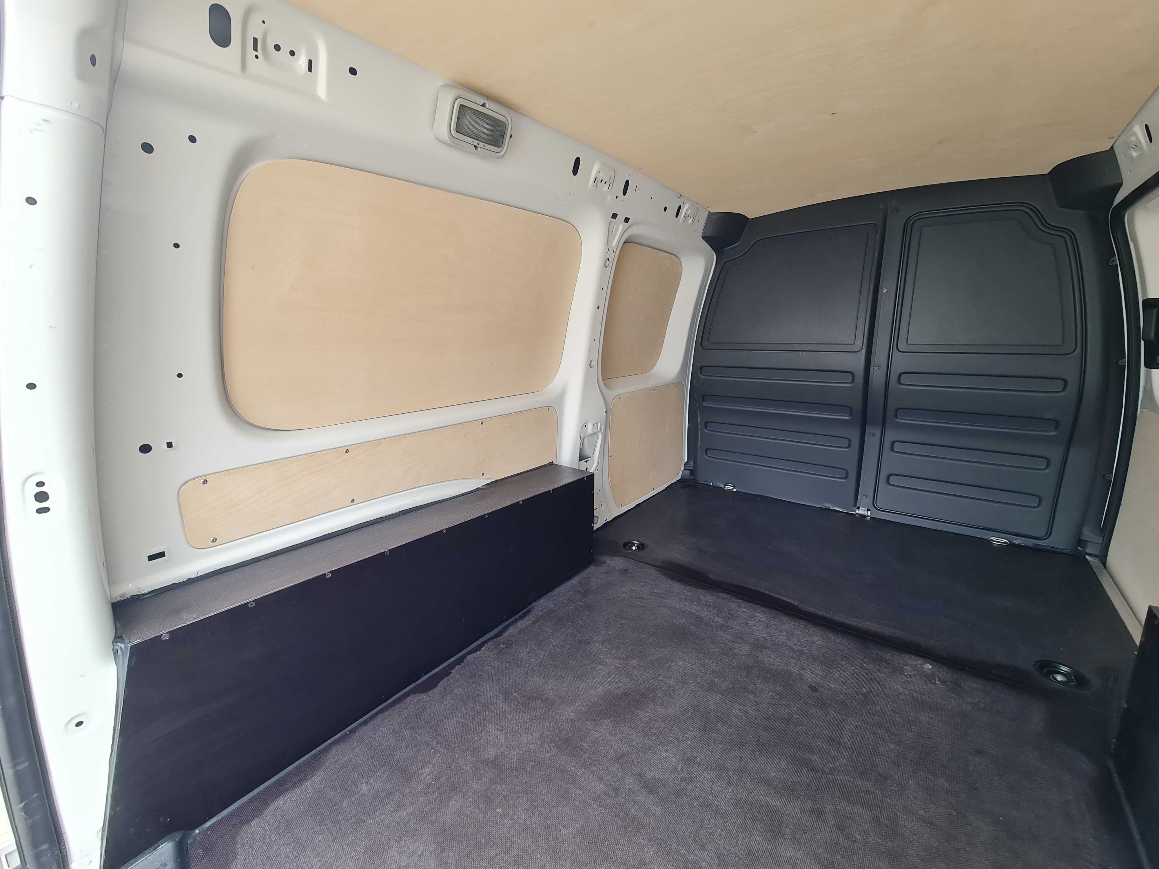 Zabudowa ze sklejki MAN TGE Volkswagen Caddy Transporter Crafter Van
