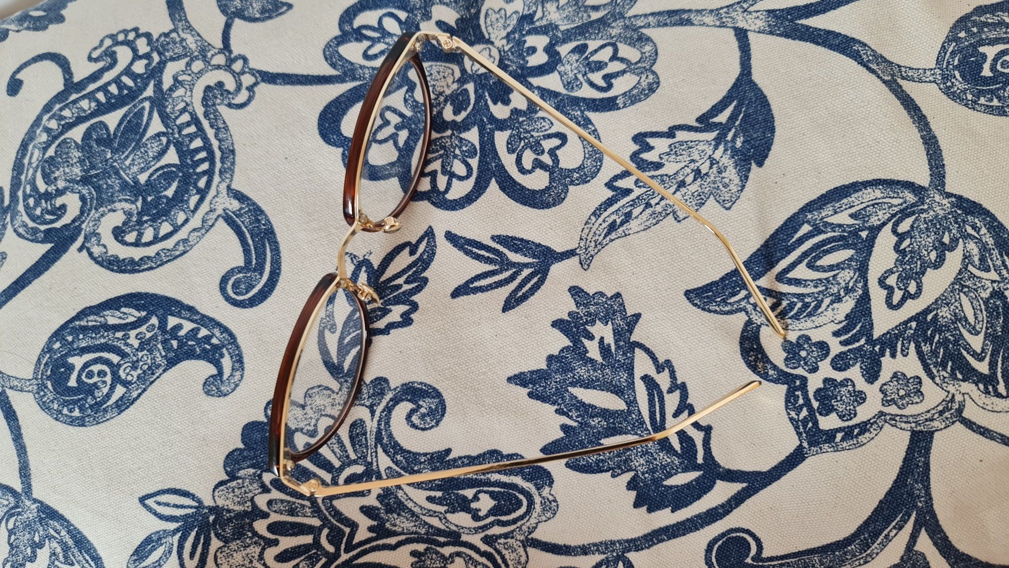 Stylowe oprawki damskie/ okulary zerówki