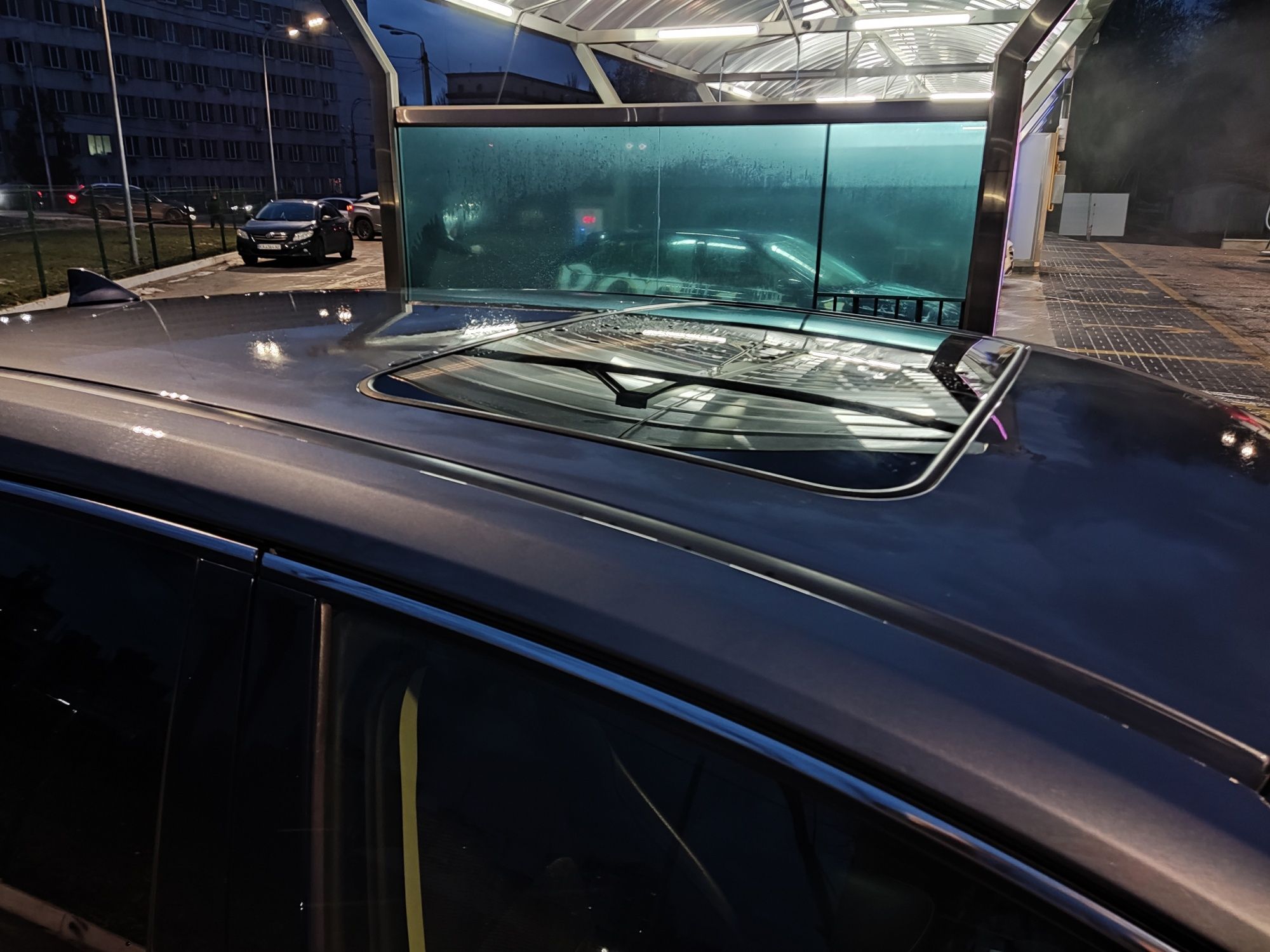 Гібридний Lexus NX 300h