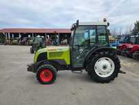 Claas NECTIS 247VL  Ciagnik sadowniczy