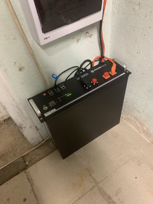 Deye. PYLONTECH. Інвертор,акумулятор.