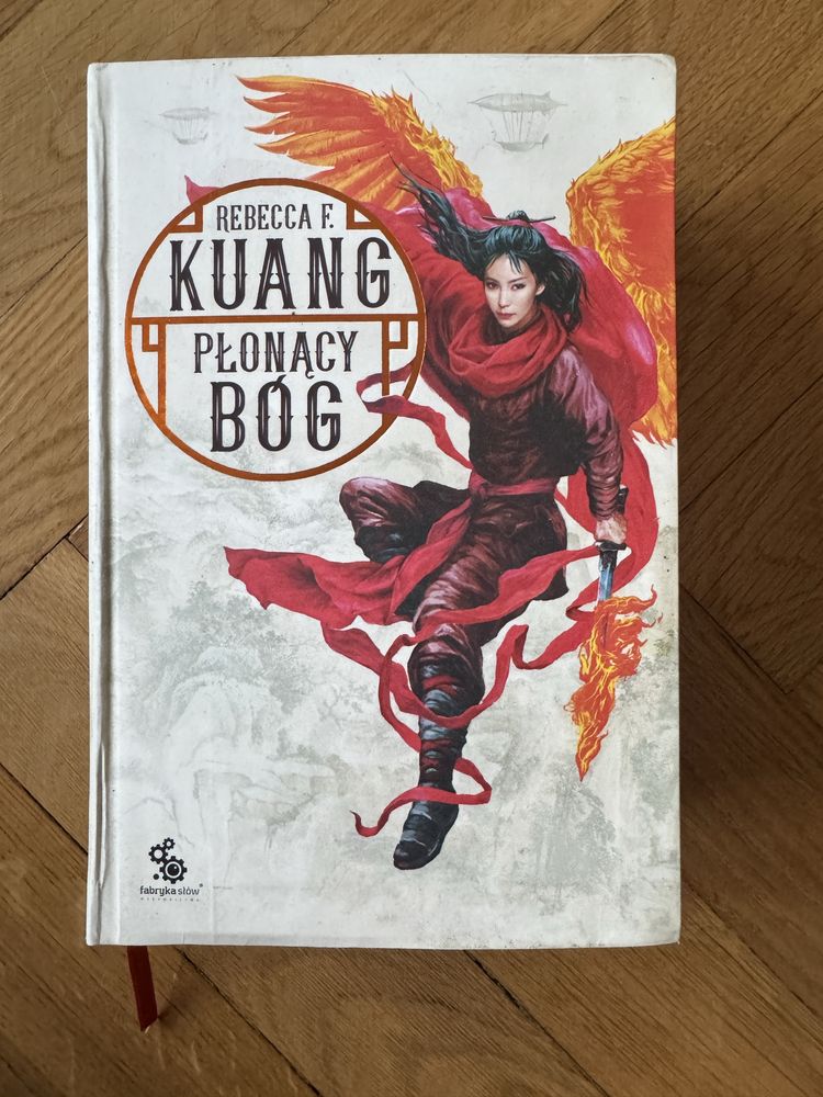 PŁONĄCY BÓG Rebecca F. Kuang