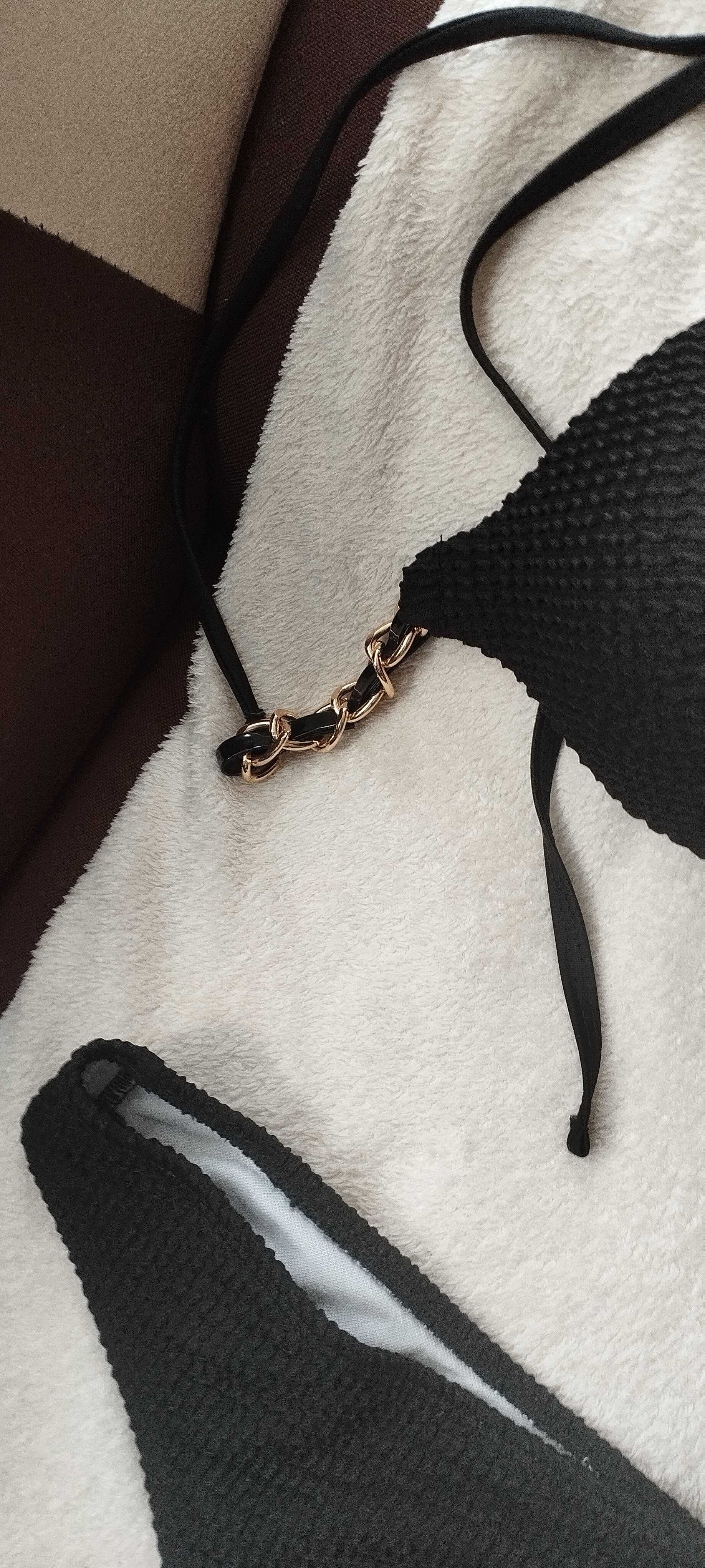 Strój kąpielowy ,bikini  czarne ze złotymi dodatkami Sheine