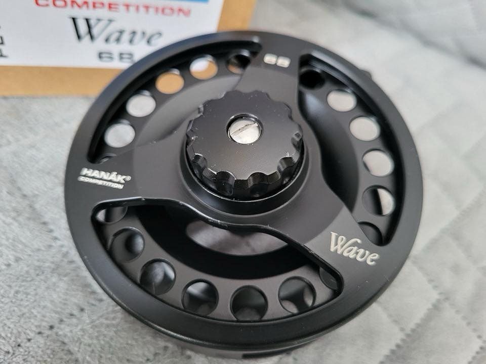 Kołowrotek muchowy HANAK Wave  6