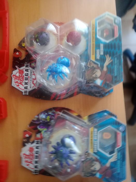 Bakugan vários modelos